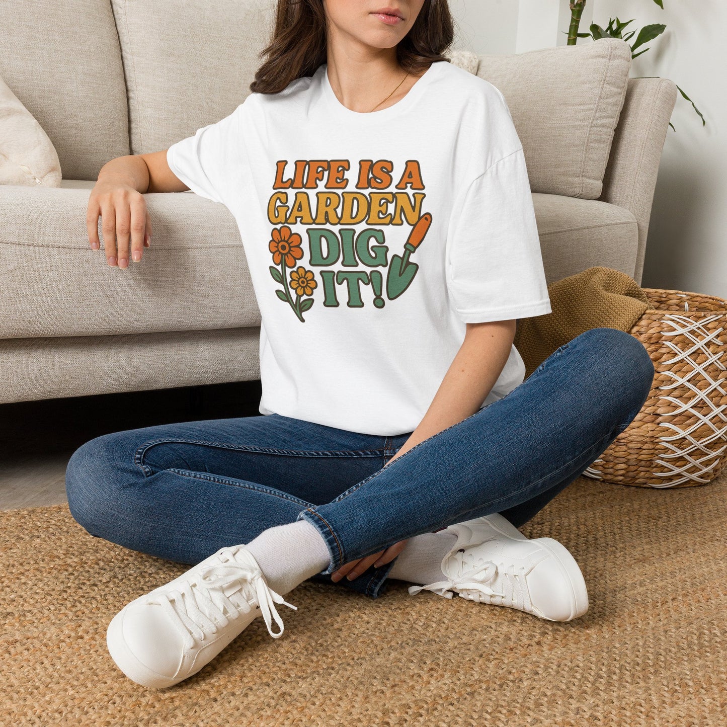 Gardening T-Shirt — "Life Is A Garden, Dig It!" Retro Floral Tee